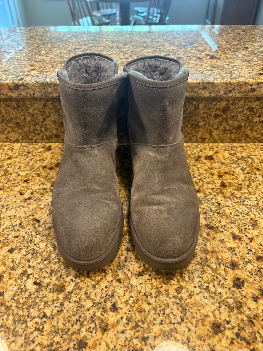 Ugg Grey Kristin Ankle Boots Suede Sherpa Lined Size 9 Cozy